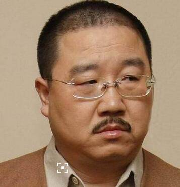 英達(dá)現(xiàn)任老婆是誰(shuí) 與前妻宋丹丹離婚內(nèi)幕曝光