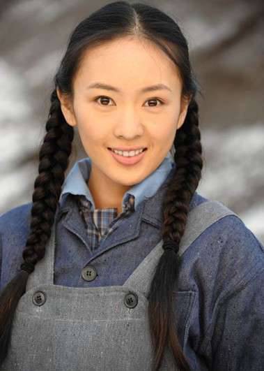  小子怡 童謠個(gè)人資料 童謠被打事件真相大揭秘