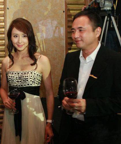 朱兆祥個(gè)人資料 朱兆祥胡靜婚禮被稱為史上最牛的婚禮