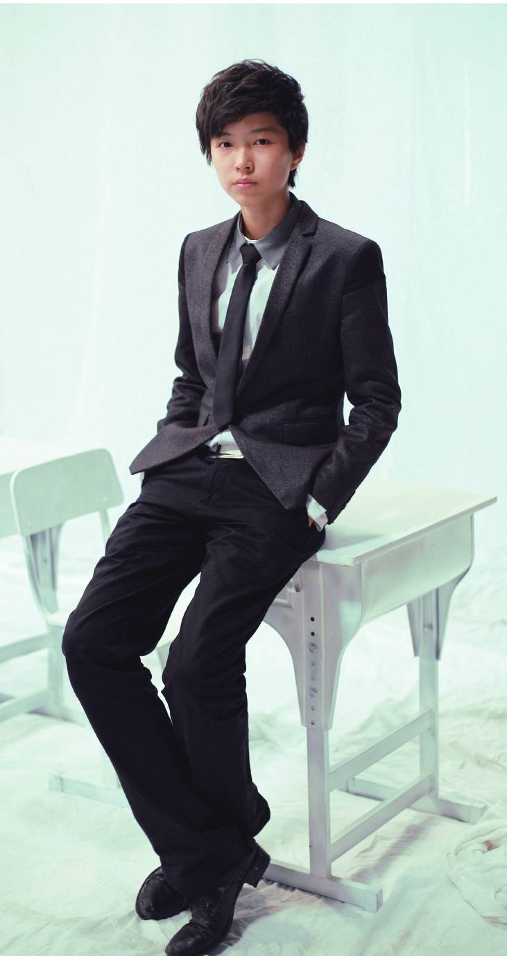 左溢身高對(duì)比圖 左溢一年級(jí)流利英文秒殺全場(chǎng)