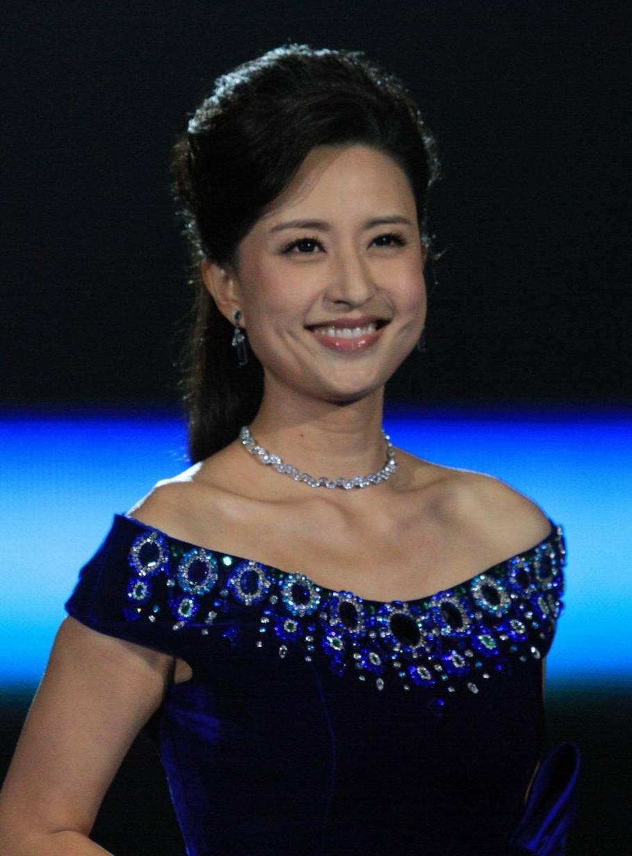 主持人張蕾的老公王吉才背景資料 張蕾發(fā)福疑似懷孕