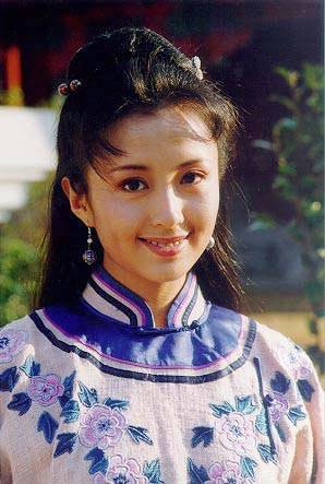 楊童舒臀部遭男粉絲強(qiáng)摸照片 楊童舒?zhèn)€人資料曝光