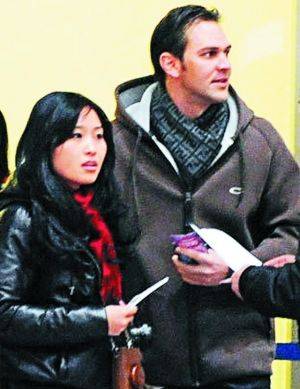 張藝謀女兒張末遭前夫家暴虐待 張末個人資料