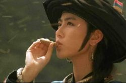 袁潔瑩老公是誰(shuí) 袁潔瑩遭同性戀人拋棄