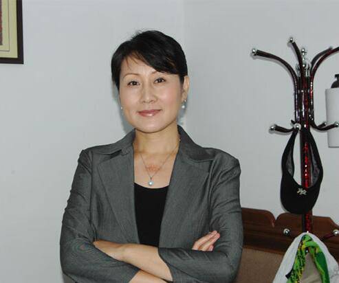 揭張凱麗個(gè)人資料 張凱麗老公女兒正面照曝光