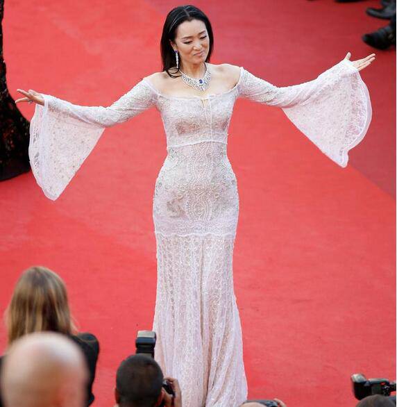 張藝謀前妻肖華簡歷曝光 鞏俐小三插足逼張藝謀離婚