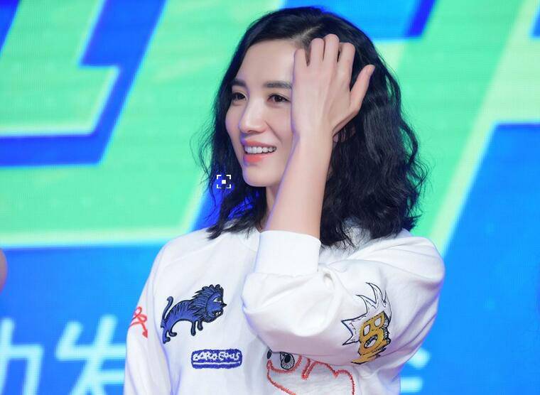 小花老師宋佳曾當小三 大尺度全裸劇照曝光