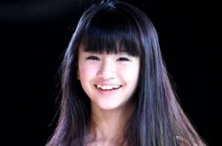 小彩旗老公是誰 楊麗萍外甥女小彩旗成名之路大揭秘