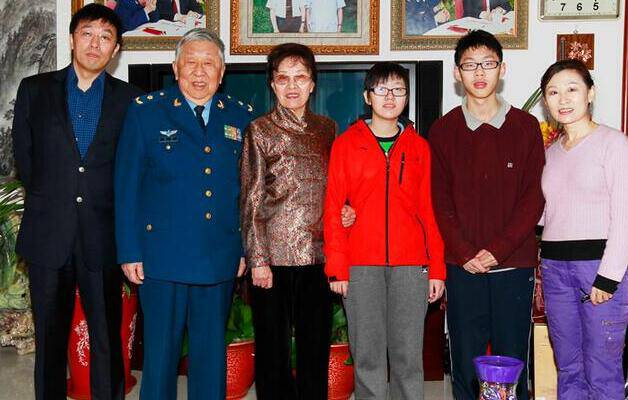 閻肅夫人李文輝個(gè)人資料曝光 揭閻肅去世細(xì)節(jié)