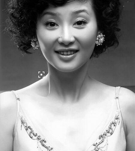 馮小剛老婆徐帆個(gè)人資料 揭兩人為什么不生孩子