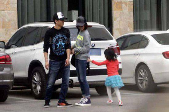 袁泉老公夏雨個人資料 袁泉夏雨女兒夏哈哈正面照曝光