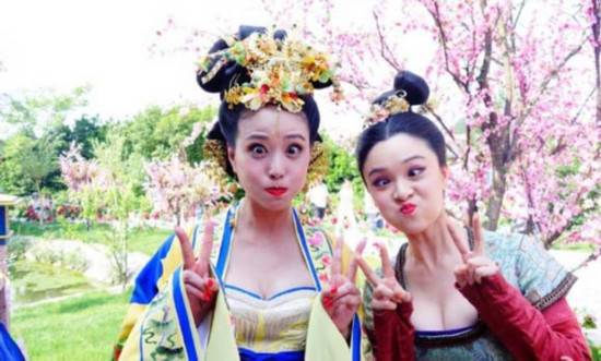 武媚娘傳奇楊淑妃結局死了嗎 楊淑妃為什么要在扇子上下毒