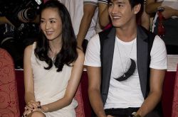 小子怡 童謠個人資料 童謠被打事件真相大揭秘