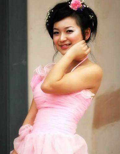 張藝謀女兒張末遭前夫家暴虐待 張末個人資料