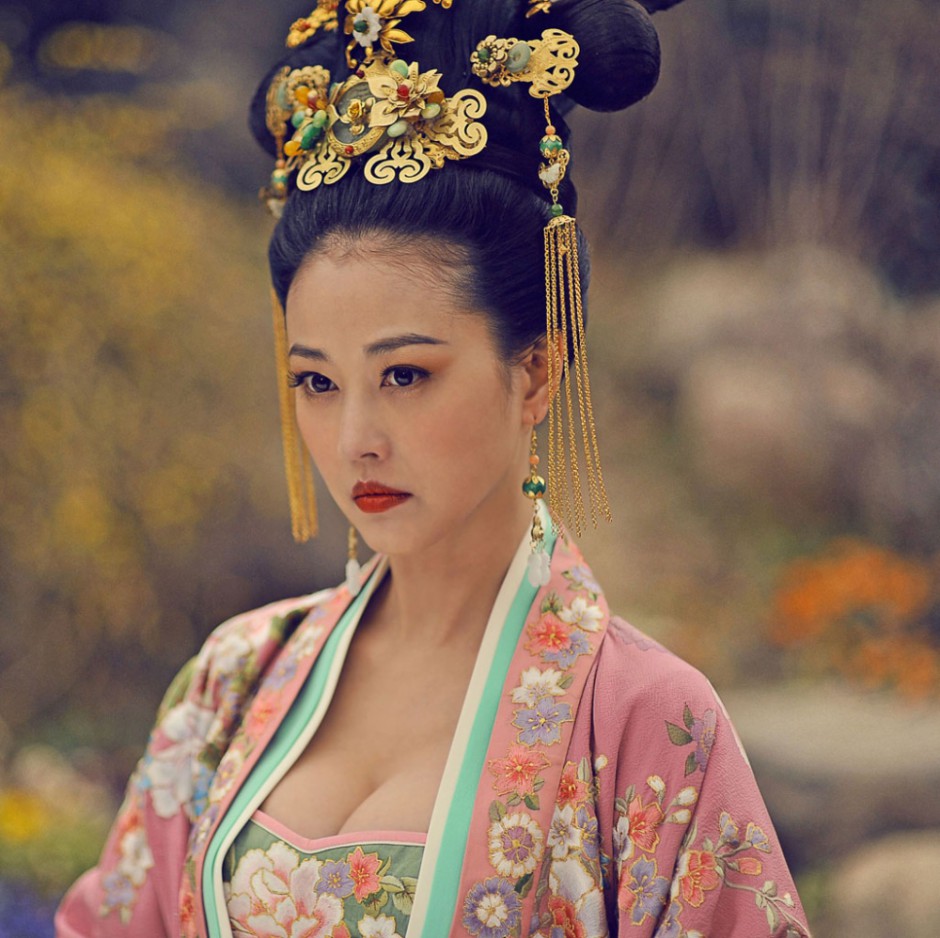 武媚娘傳奇楊淑妃結局死了嗎 楊淑妃為什么要在扇子上下毒