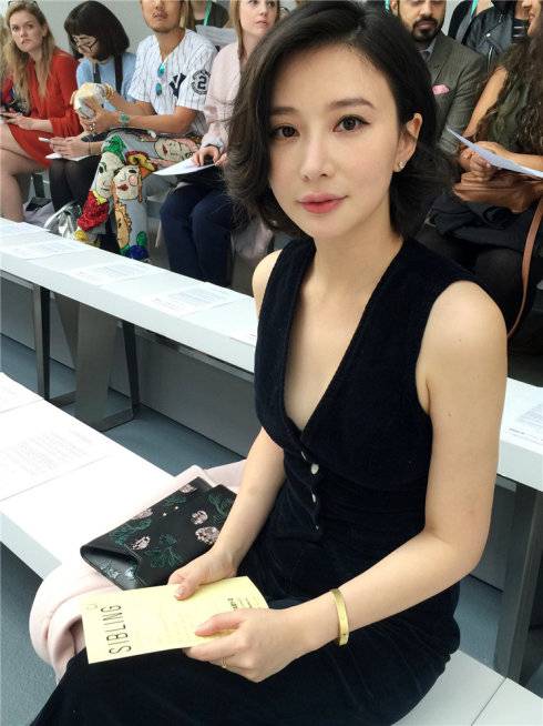  當(dāng)紅花旦 熊乃瑾個(gè)人資料 熊乃瑾整容前后照曝光