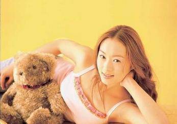 鄭家榆露點寫真照曝光 鄭家榆罵孫耀威下流