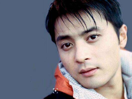 張東健個(gè)人資料 揭其與老婆高小英鬧離婚真相