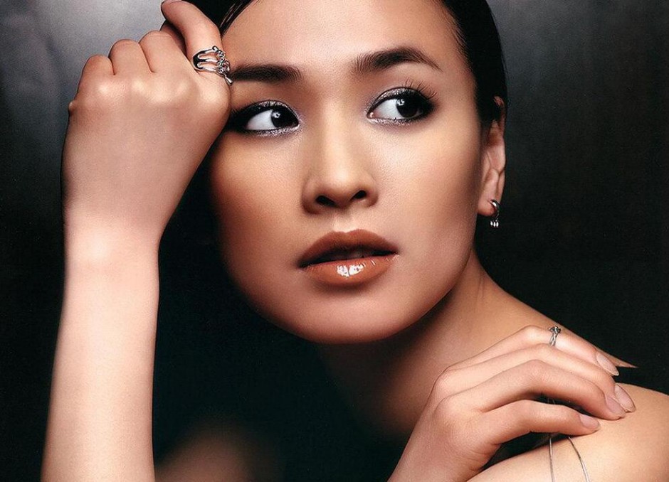 豪門女星張庭被誤認(rèn)為乞丐  揭張庭個(gè)人資料