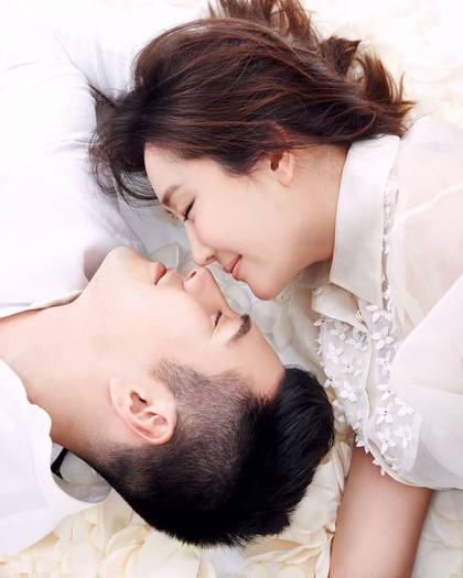 嚴(yán)屹寬杜若溪被曝已離婚 杜若溪整容前后對(duì)比照