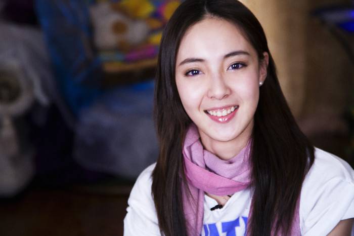 米露個人資料大揭秘 米露臉上有疤是怎么回事