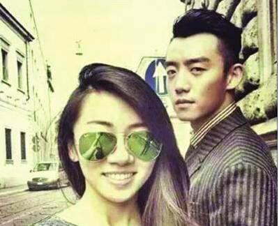 跑男鄭愷發(fā)飆摔衣疑炒作 鄭愷女友程曉玥資料