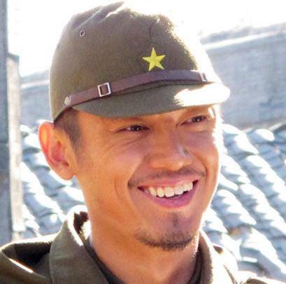 揭蘆芳生個(gè)人資料 蘆芳生女友丁多恩照片曝光