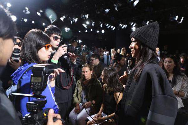 吉克雋逸演唱的《halo》原唱是誰