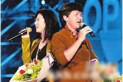 葉倩文個人資料 稱林子祥是好老公后媽角色難當