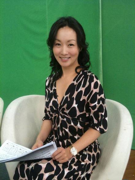 鄭家榆露點(diǎn)寫真照曝光 鄭家榆罵孫耀威下流