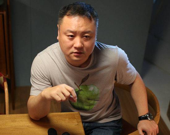 滕華濤與周圓圓一吻定情 雙喜臨門娶新娘播新劇