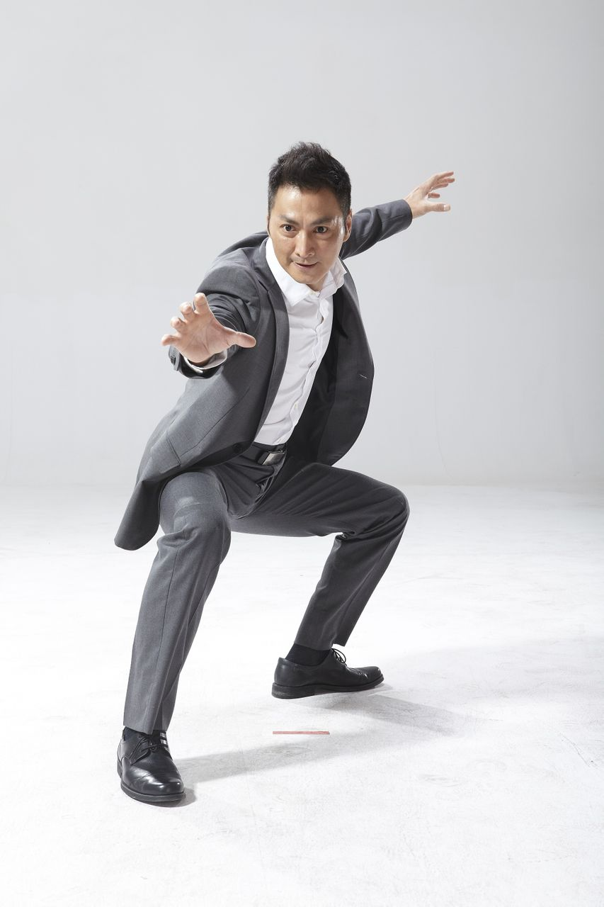 何家勁老婆是誰(shuí) 揭何家勁個(gè)人資料