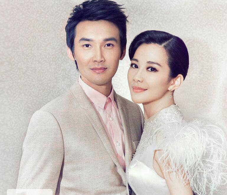 張鐸老婆陳松伶?zhèn)€人資料 八年姐弟戀甜蜜如初