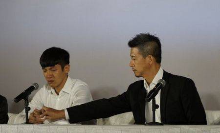 柯震東爸爸柯耀宗滿臉是血 因喝醉酒摔破嘴唇