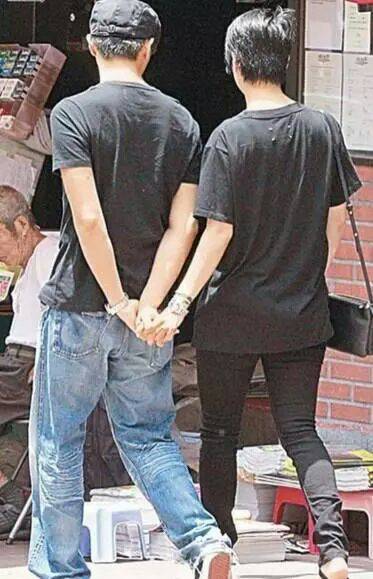 袁詠儀承認(rèn)年輕時曾被包養(yǎng) 袁詠儀個人資料曝光