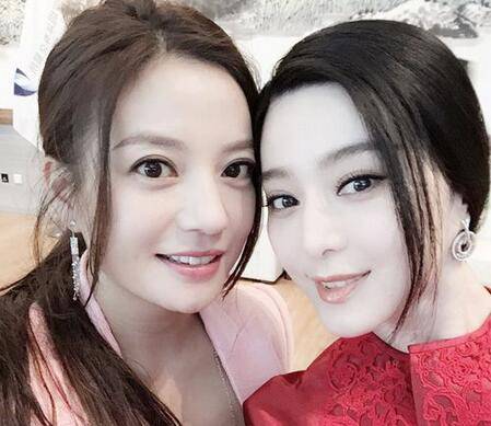 趙薇演過的電視劇有哪些 丈夫探班撞床戲超囧