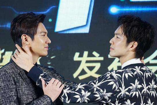 盤點(diǎn)鐘漢良主演的電視劇 鐘漢良謝易樺合影曝光