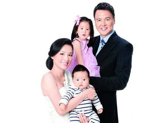 豪門女星張庭被誤認(rèn)為乞丐  揭張庭個(gè)人資料