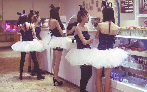 揭游戲陪玩網(wǎng)價格表 美女陪玩曝加錢有特殊服務(wù)