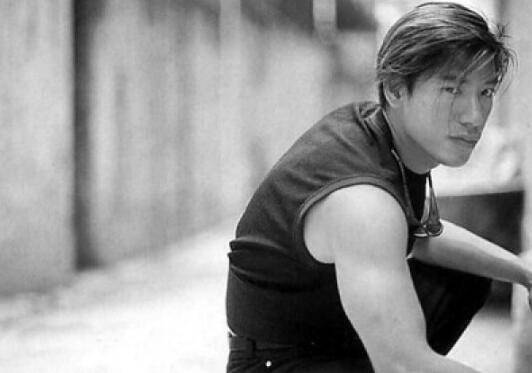 張耀揚(yáng)老婆是誰(shuí) 張耀揚(yáng)吸毒被抓現(xiàn)場(chǎng)曝光