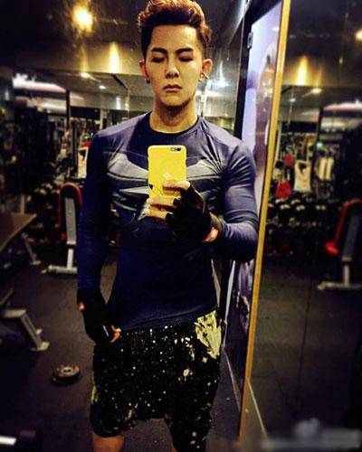 汪東城代言衛(wèi)生巾被調(diào)侃 爆給女友買不尷尬