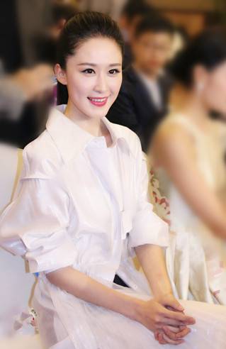 張?chǎng)├瞎钦l(shuí) 揭秘張?chǎng)﹤€(gè)人資料