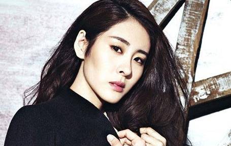 張碧晨家庭背景資料曝光 張碧晨整容前后照對比