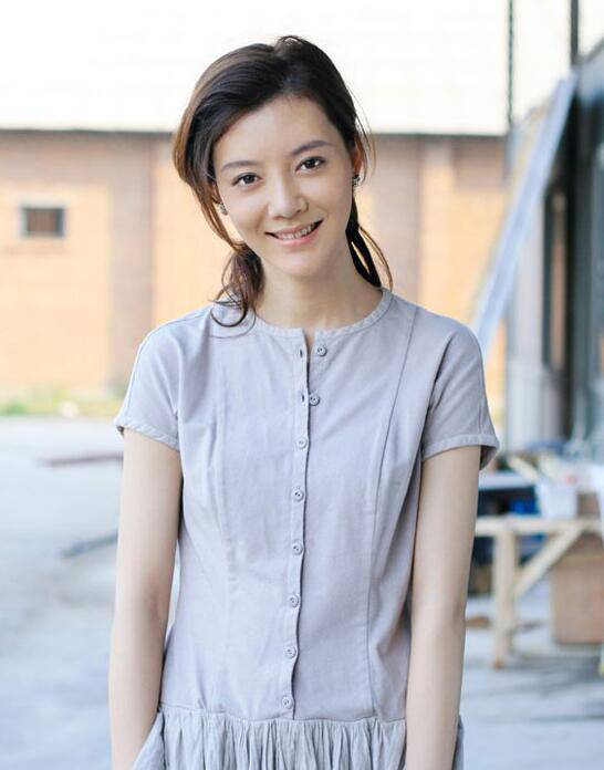 曝車曉個人資料及離婚內(nèi)幕 前夫花千萬捧新歡