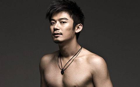 揭蘆芳生個(gè)人資料 蘆芳生女友丁多恩照片曝光