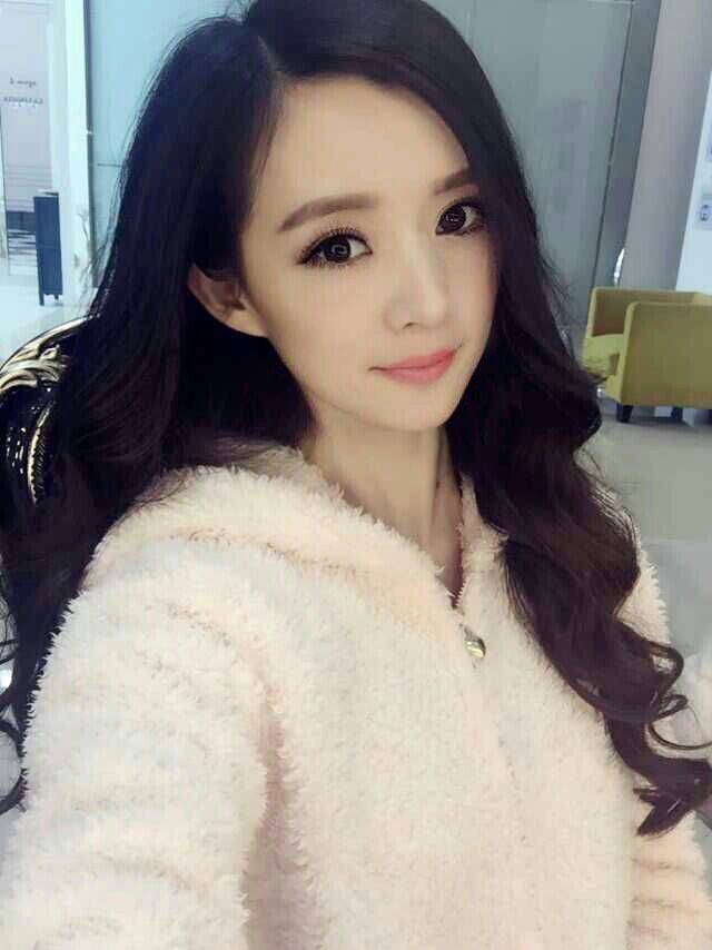 陳丹婷楊冪是什么關(guān)系 陳丹婷楊冪對(duì)比照曝光