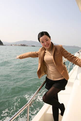 章艷老公是誰 揭秘章艷個人資料