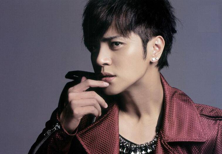 網(wǎng)傳周揚(yáng)青背景顯赫 羅志祥周揚(yáng)青酒店密會(huì)癡纏