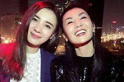 宋佳的胸被胡軍捏 宋佳為上位與劉蓓老公偷情