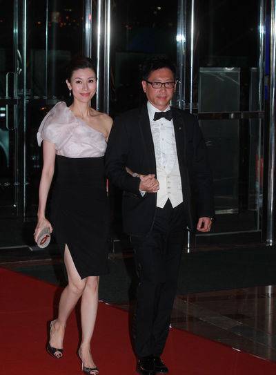 李嘉欣許晉亨肉搏照大曝光 揭李嘉欣個(gè)人資料